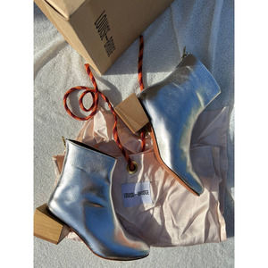 Louise-Bridge Metallic Silver Wood Block Booties